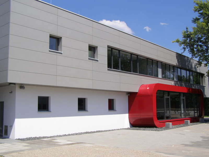 <b> Primary school, Dittelbrunn. Germany</b><br />
Lithodecor / Airtec Metaboard